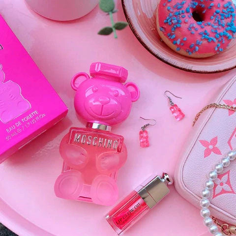 1x Moschino Bubble Gum